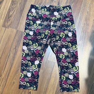 Floral Lululemon Leggings Size 8